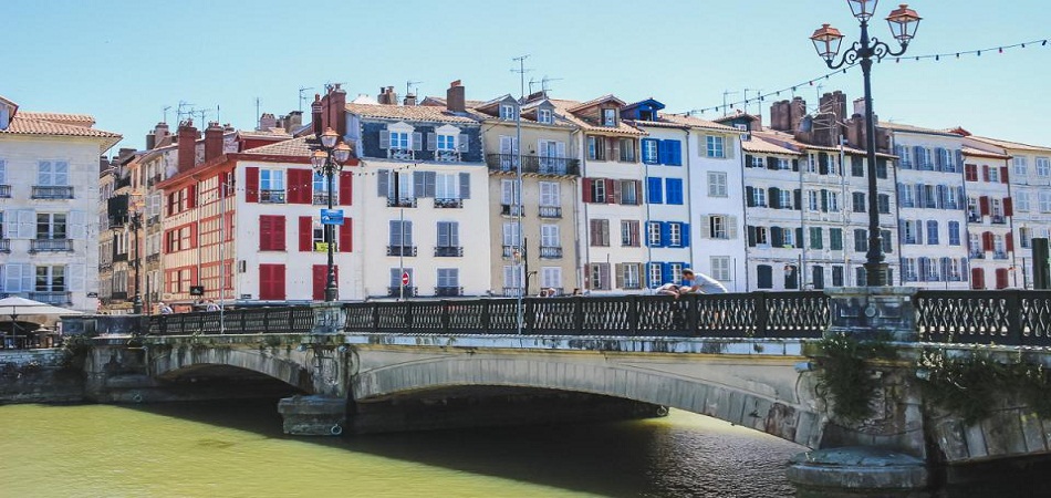 Pourquoi Bayonne accroche tant les investisseurs immobiliers ?